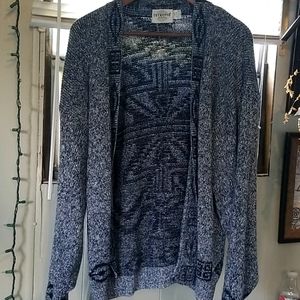 Cute and comfy vintage sweater